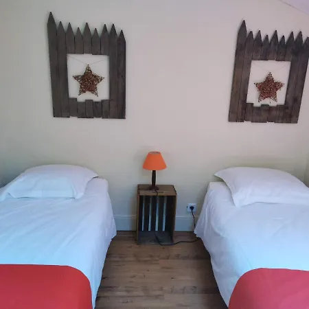 Le Moulin De La Fortie, *